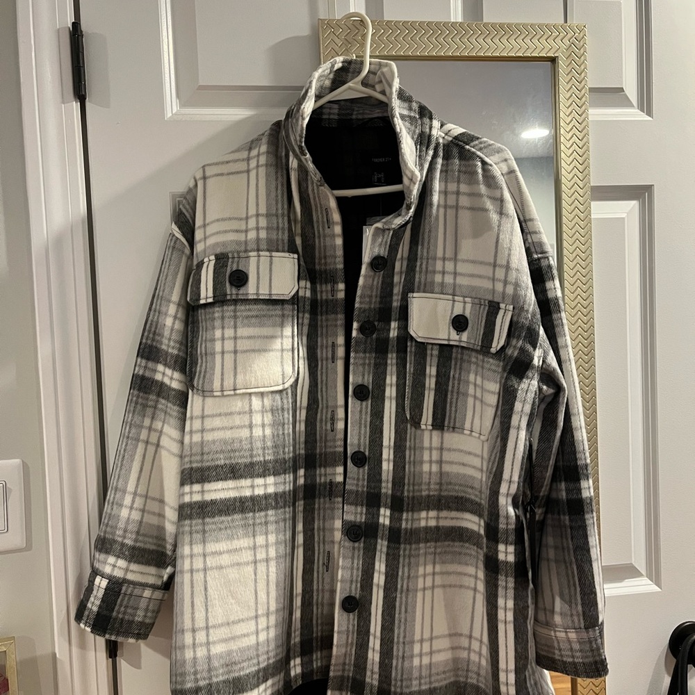 NWT Shacket - Picture 3 of 3